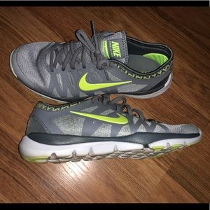 Nike Flex Supreme shoes